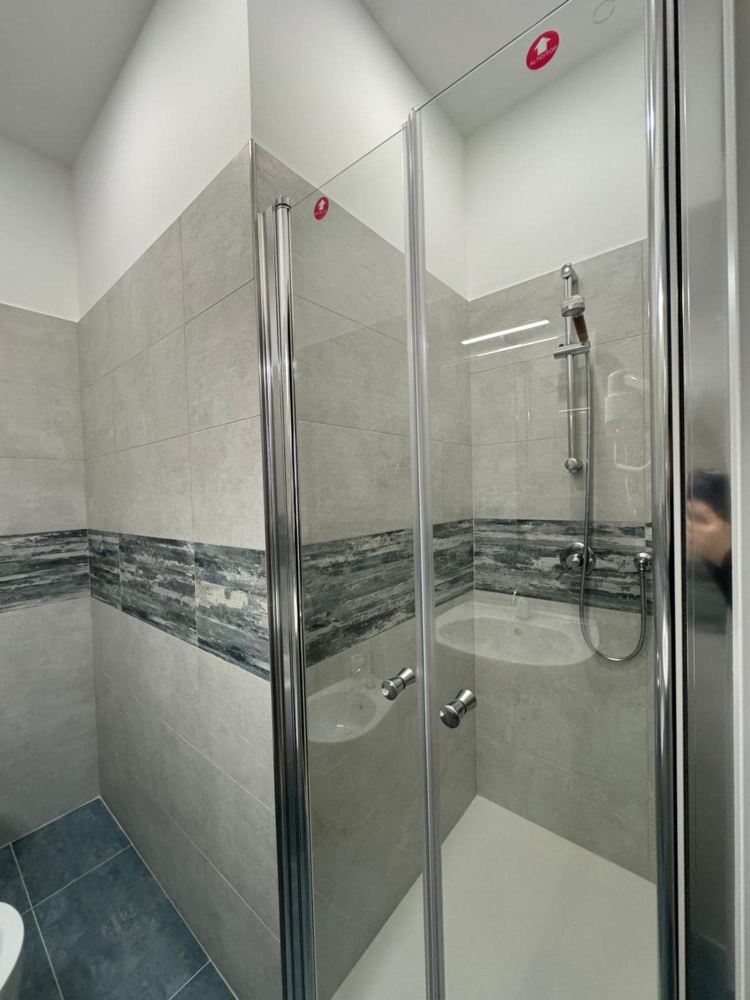 Costantino Rooms روما المظهر الخارجي الصورة